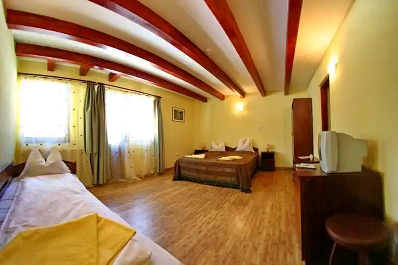 Cazare Lacu Rosu - Vila Gál*** | Gyilkostó - Gál Villa***. Imaginea poate fi supusă drepturilor de autor. Se recomandă contactarea titularului drepturilor.