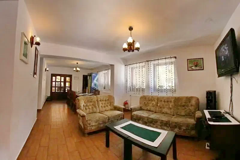 Cazare Lacu Rosu - Vila Gál*** | Gyilkostó - Gál Villa***. Imaginea poate fi supusă drepturilor de autor. Se recomandă contactarea titularului drepturilor.