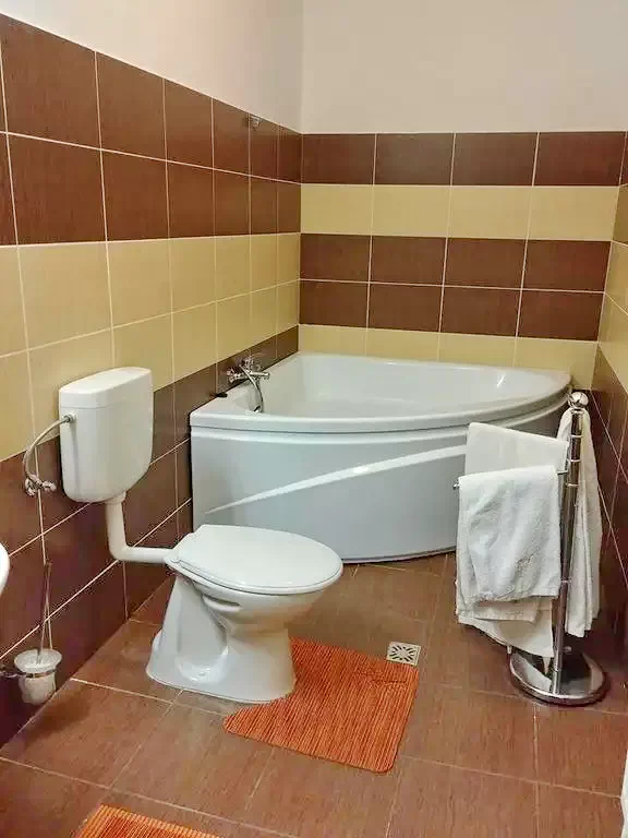 Gyilkostó Szállás | Hotel*** (K0792-17) A kép szerzői jogvédelem alatt állhat. Javasolt a kapcsolatfelvétel a jog tulajdonossal.