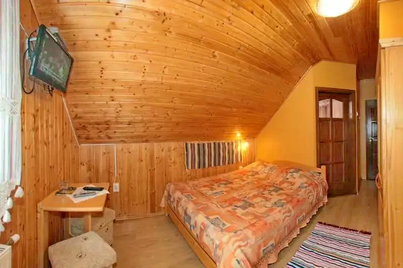 Gyilkostó Szállás | Panzió (K0910-4) A kép szerzői jogvédelem alatt állhat. Javasolt a kapcsolatfelvétel a jog tulajdonossal.