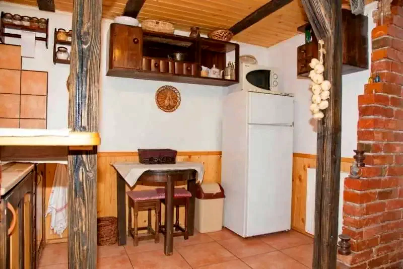 Gyilkostó Szállás | Kulcsosház (K1242-2) A kép szerzői jogvédelem alatt állhat. Javasolt a kapcsolatfelvétel a jog tulajdonossal. Gyilkostó Szállás | Kulcsosház (K1242-2) A kép szerzői jogvédelem alatt állhat. Javasolt a kapcsolatfelvétel a jog tulajdonossal.