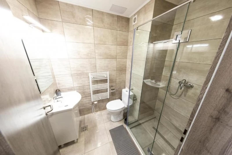 Gheorgheni Cazare | Hotel*** (K0093-50) Imaginea poate fi supusă drepturilor de autor. Se recomandă contactarea titularului drepturilor.