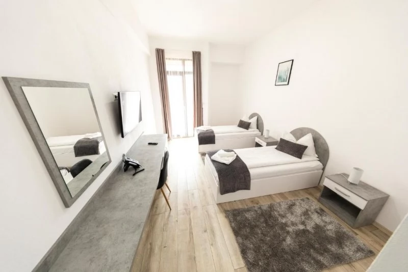 Gheorgheni Cazare | Hotel*** (K0093-51) Imaginea poate fi supusă drepturilor de autor. Se recomandă contactarea titularului drepturilor.