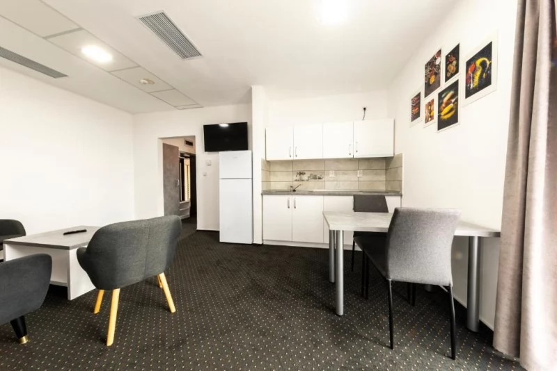 Gheorgheni Cazare | Hotel*** (K0093-60) Imaginea poate fi supusă drepturilor de autor. Se recomandă contactarea titularului drepturilor.