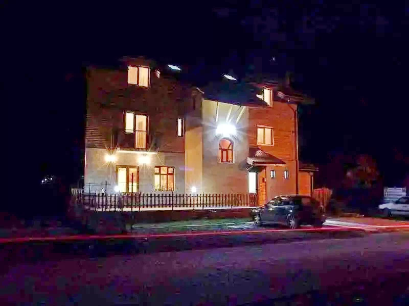 Băile Herculane Cazare | Pensiune (K0898-3) Imaginea poate fi supusă drepturilor de autor. Se recomandă contactarea titularului drepturilor.