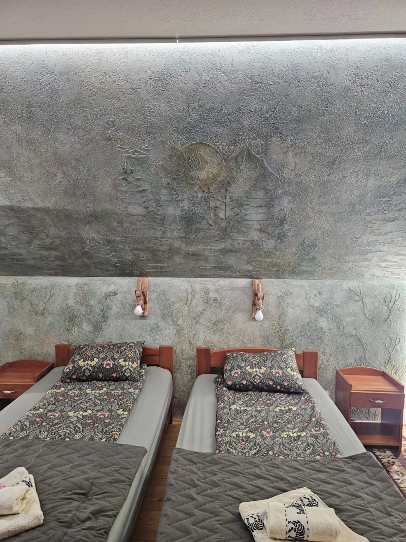 Sub Cetate Cazare | Cabană (K0629-13) Imaginea poate fi supusă drepturilor de autor. Se recomandă contactarea titularului drepturilor.