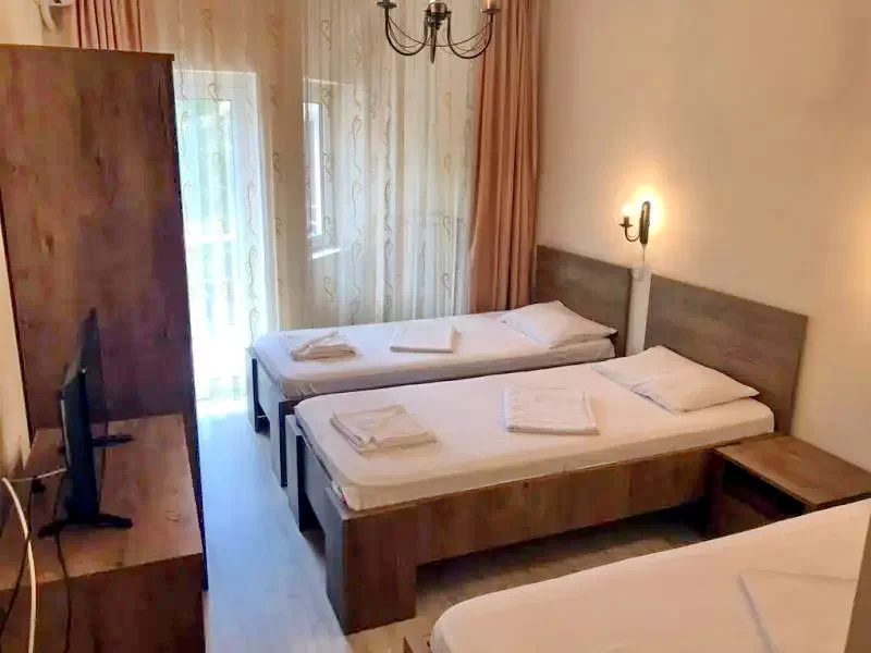 Cazare Băile Herculane - Pensiunea Paradis*** | Herkulesfürdő - Paradis Panzió***. Imaginea poate fi supusă drepturilor de autor. Se recomandă contactarea titularului drepturilor.