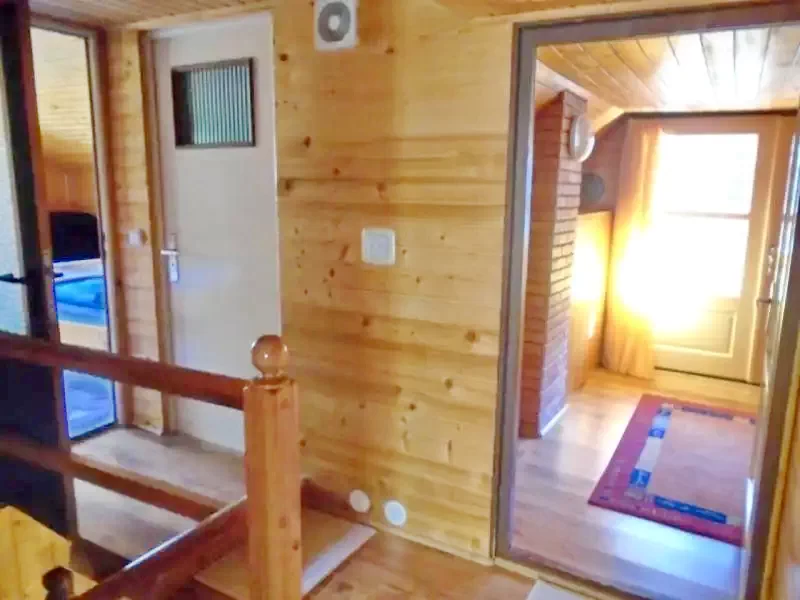 Băile Homorod Cazare | Cabană (K0037-39) Imaginea poate fi supusă drepturilor de autor. Se recomandă contactarea titularului drepturilor.