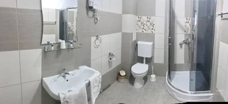 Borsec Cazare | Pensiune (K0038-22) Imaginea poate fi supusă drepturilor de autor. Se recomandă contactarea titularului drepturilor.