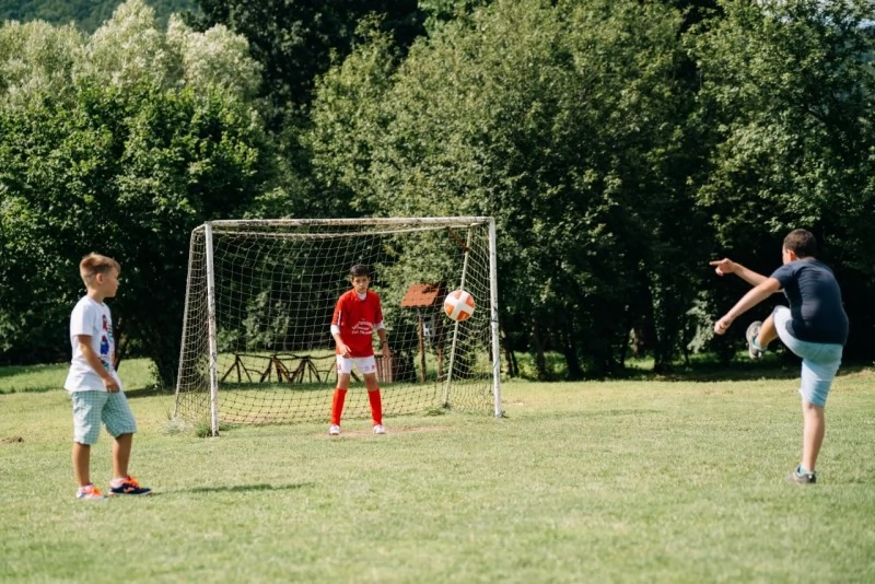 Sub Cetate Cazare | Pensiune (K1033-57) Imaginea poate fi supusă drepturilor de autor. Se recomandă contactarea titularului drepturilor.