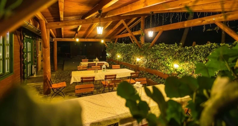 Zetea Cazare | Pensiune (K1603-8) Imaginea poate fi supusă drepturilor de autor. Se recomandă contactarea titularului drepturilor. Zetea Cazare | Pensiune (K1603-8) Imaginea poate fi supusă drepturilor de autor. Se recomandă contactarea titularului drepturilor.