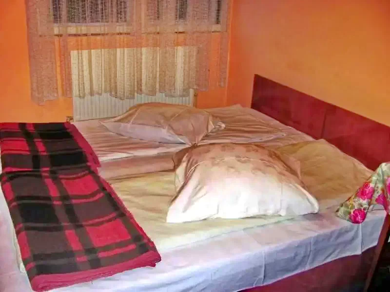 Băile Tușnad Cazare | Pensiune (K0045-8) Imaginea poate fi supusă drepturilor de autor. Se recomandă contactarea titularului drepturilor.