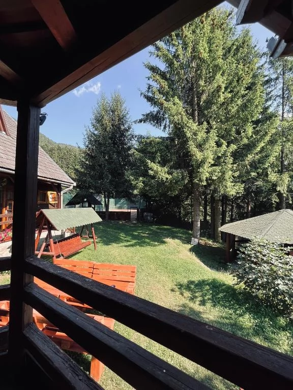 Tusnádfürdő Szállás | Apartmanház (K0046-10) A kép szerzői jogvédelem alatt állhat. Javasolt a kapcsolatfelvétel a jog tulajdonossal.