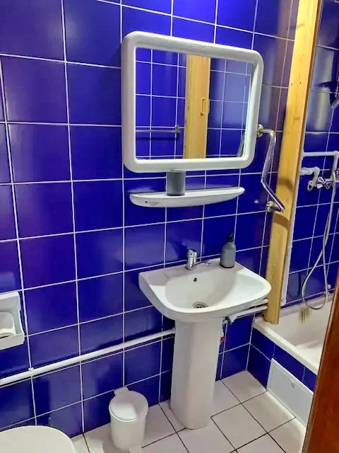 Tusnádfürdő Szállás | Apartmanház (K0046-25) A kép szerzői jogvédelem alatt állhat. Javasolt a kapcsolatfelvétel a jog tulajdonossal.