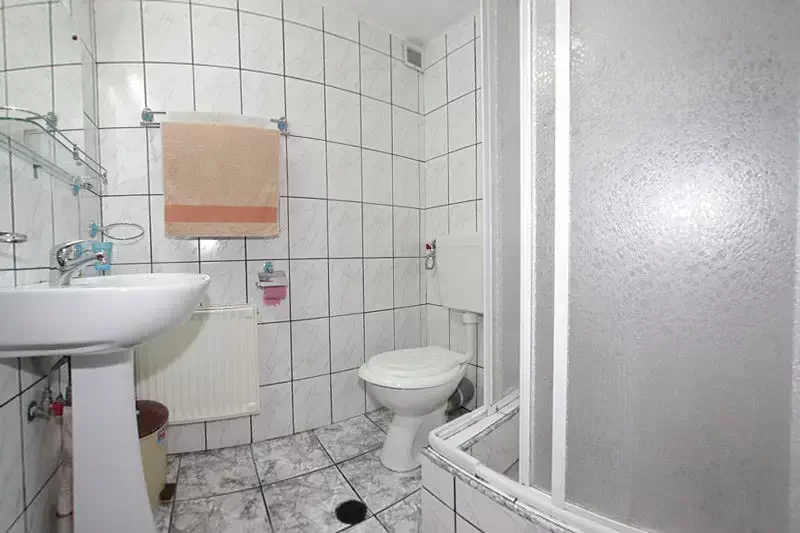 Szállás Valea Boga - Pensiunea Perla Boghii** | Boga Völgye - Boga Gyöngye Panzió**. A kép szerzői jogvédelem alatt állhat. Javasolt a kapcsolatfelvétel a jog tulajdonossal.