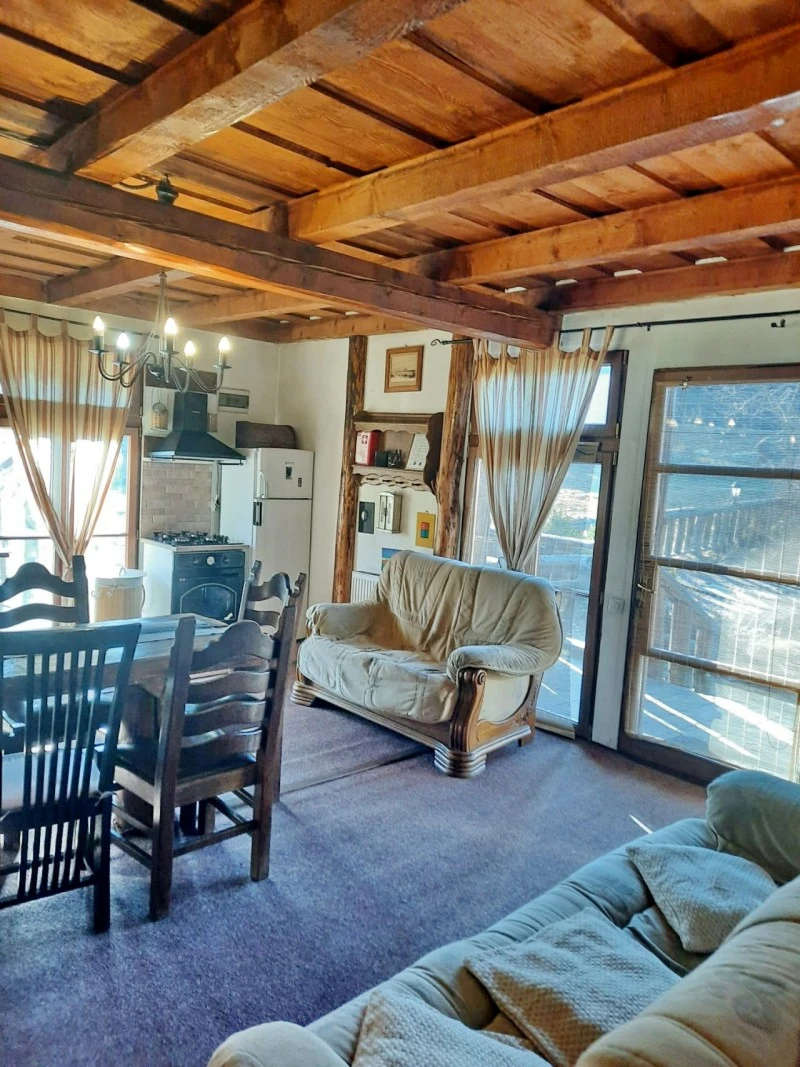 Beliș Cazare | Cabană (K0056-4) Imaginea poate fi supusă drepturilor de autor. Se recomandă contactarea titularului drepturilor.