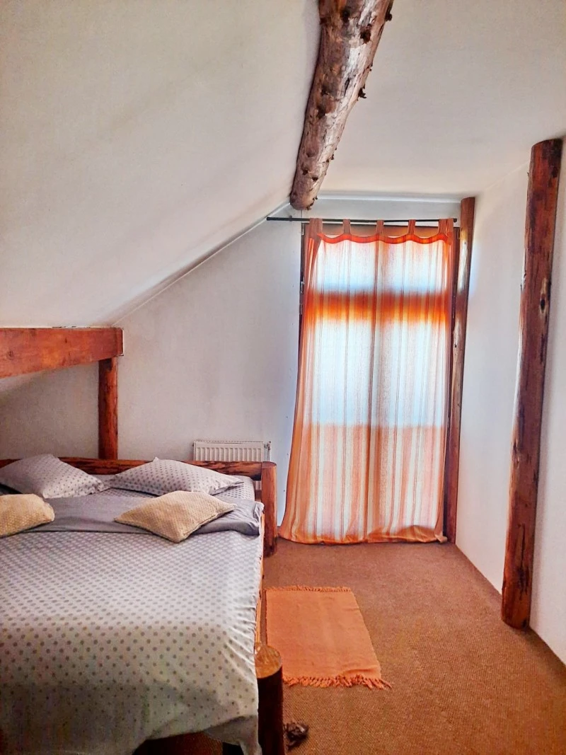 Beliș Cazare | Cabană (K0056-35) Imaginea poate fi supusă drepturilor de autor. Se recomandă contactarea titularului drepturilor.