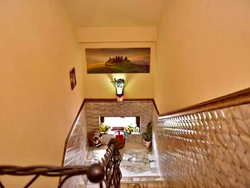 Vălenii de Munte Cazare | Pensiune (K0583-17) Imaginea poate fi supusă drepturilor de autor. Se recomandă contactarea titularului drepturilor.