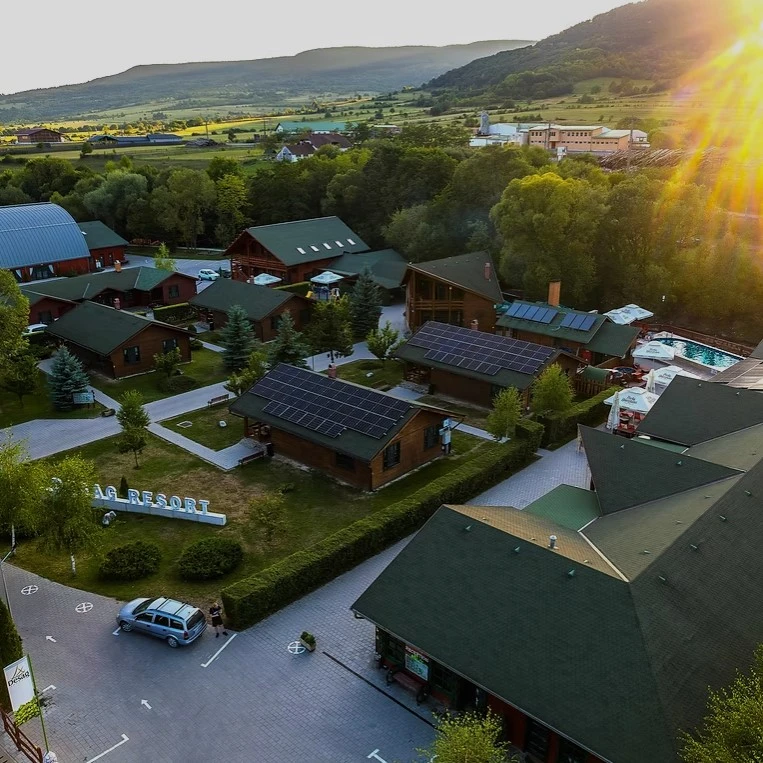 Zetea Cazare | Pensiune (K1603-32) Imaginea poate fi supusă drepturilor de autor. Se recomandă contactarea titularului drepturilor.