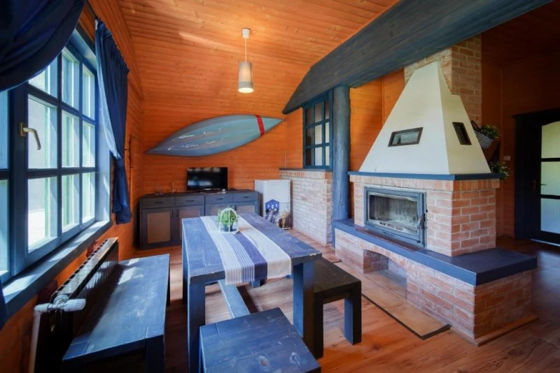 Zetea Cazare | Pensiune (K1603-61) Imaginea poate fi supusă drepturilor de autor. Se recomandă contactarea titularului drepturilor.