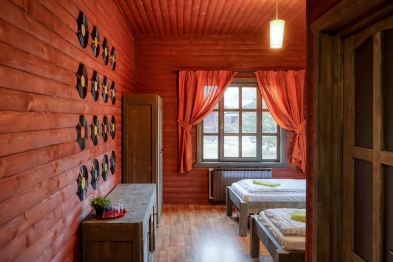 Zetelaka Szállás | Panzió (K1603-77) A kép szerzői jogvédelem alatt állhat. Javasolt a kapcsolatfelvétel a jog tulajdonossal.