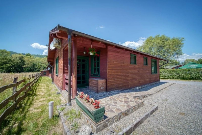 Zetea Cazare | Pensiune (K1603-83) Imaginea poate fi supusă drepturilor de autor. Se recomandă contactarea titularului drepturilor.