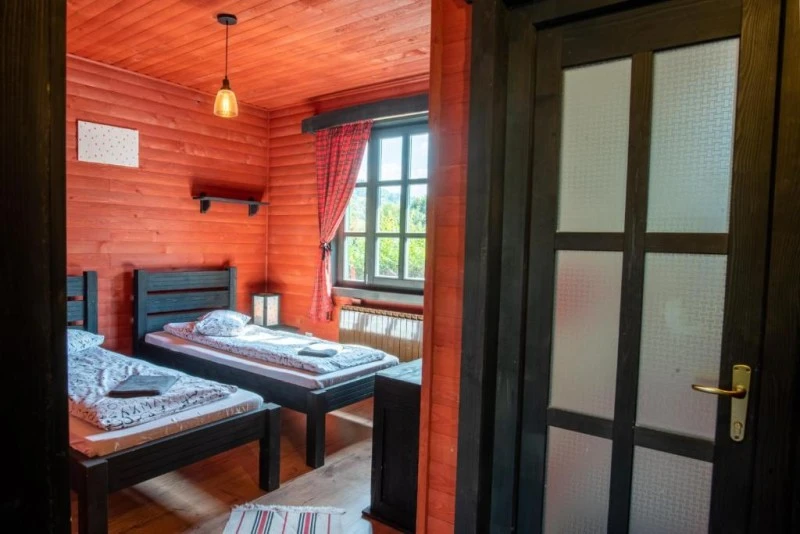 Zetea Cazare | Pensiune (K1603-93) Imaginea poate fi supusă drepturilor de autor. Se recomandă contactarea titularului drepturilor.