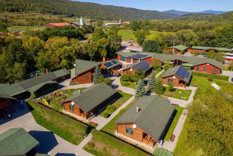 Zetea Cazare | Pensiune (K1603-127) Imaginea poate fi supusă drepturilor de autor. Se recomandă contactarea titularului drepturilor.