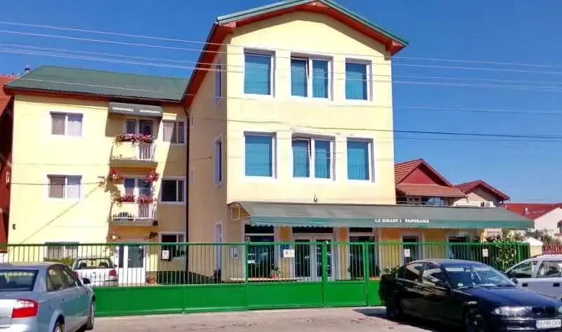 Arad Cazare | Pensiune (K0934-19) Imaginea poate fi supusă drepturilor de autor. Se recomandă contactarea titularului drepturilor.