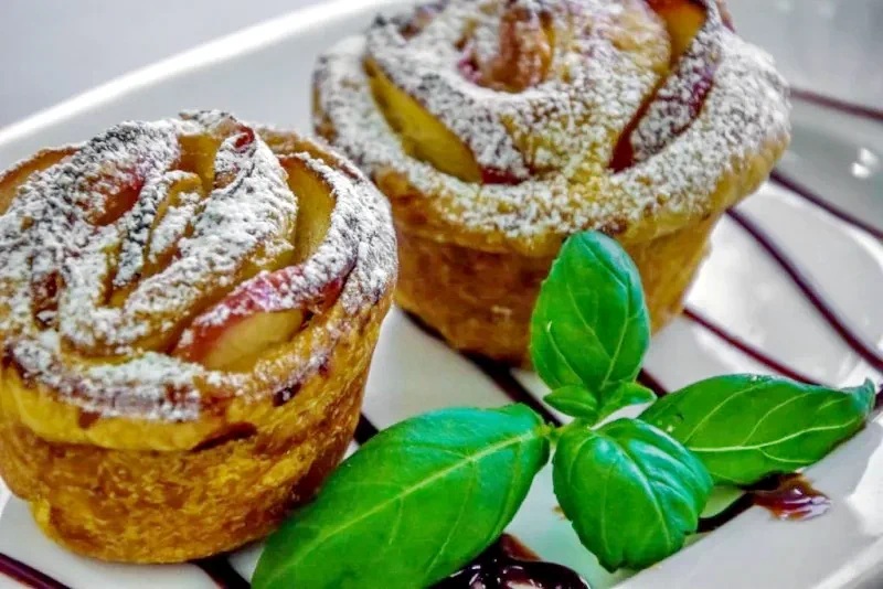 Arad Cazare | Hotel** (K1435-27) Imaginea poate fi supusă drepturilor de autor. Se recomandă contactarea titularului drepturilor.