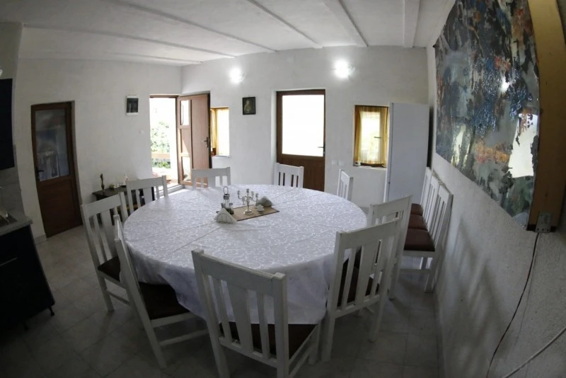  Oláhszászka Szállás | Panzió (K1604-6) A kép szerzői jogvédelem alatt állhat. Javasolt a kapcsolatfelvétel a jog tulajdonossal.