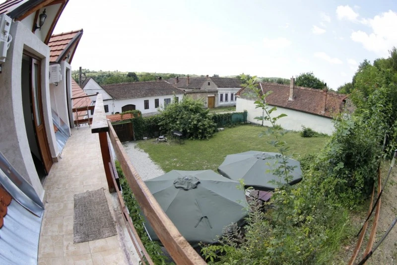  Oláhszászka Szállás | Panzió (K1604-7) A kép szerzői jogvédelem alatt állhat. Javasolt a kapcsolatfelvétel a jog tulajdonossal.