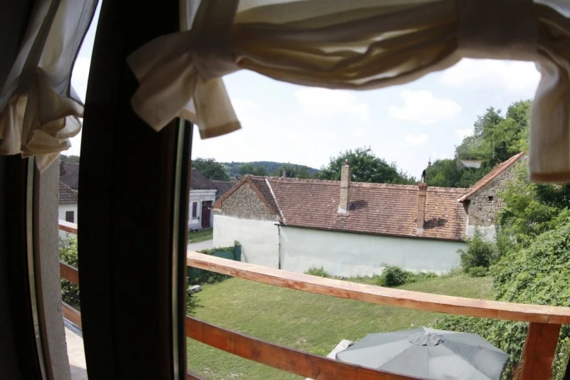  Oláhszászka Szállás | Panzió (K1604-31) A kép szerzői jogvédelem alatt állhat. Javasolt a kapcsolatfelvétel a jog tulajdonossal.