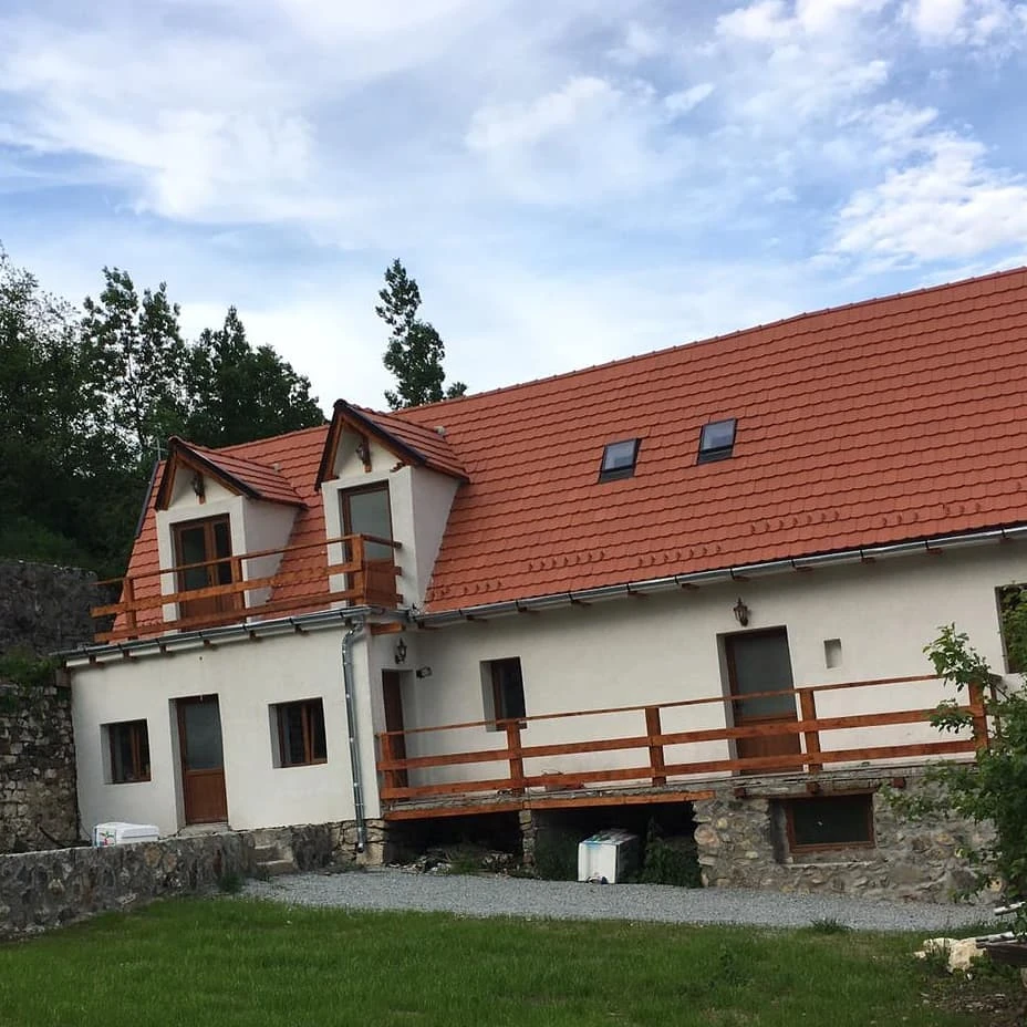  Oláhszászka Szállás | Panzió (K1604-36) A kép szerzői jogvédelem alatt állhat. Javasolt a kapcsolatfelvétel a jog tulajdonossal.