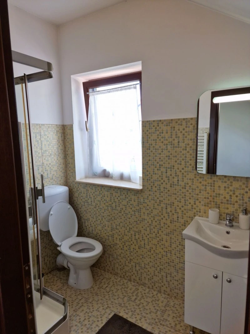 Sibiu Cazare | Pensiune (K1605-9) Imaginea poate fi supusă drepturilor de autor. Se recomandă contactarea titularului drepturilor.