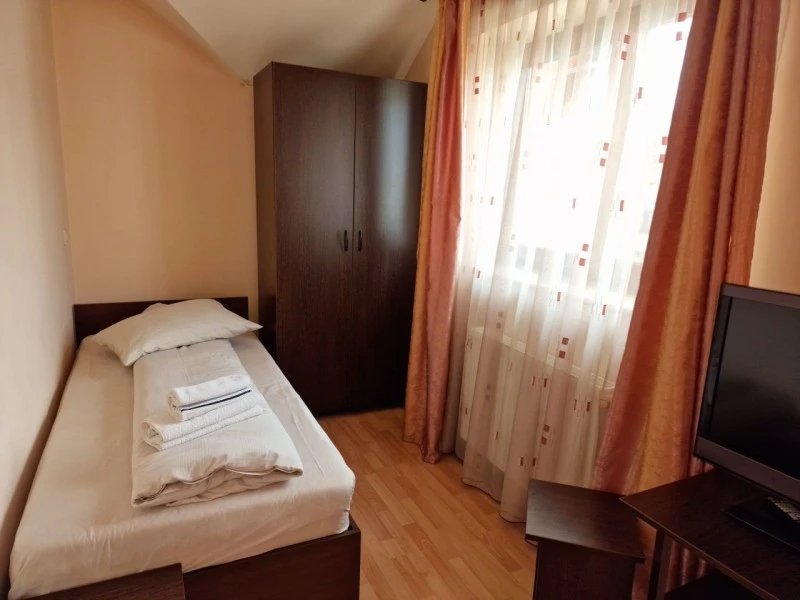 Sibiu Cazare | Pensiune (K1605-19) Imaginea poate fi supusă drepturilor de autor. Se recomandă contactarea titularului drepturilor.