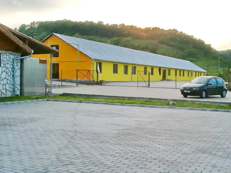 Aiud Cazare | Hostel (K1150-18) Imaginea poate fi supusă drepturilor de autor. Se recomandă contactarea titularului drepturilor.