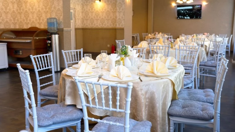 Timișoara Cazare | Hotel*** (K0912-3) Imaginea poate fi supusă drepturilor de autor. Se recomandă contactarea titularului drepturilor.