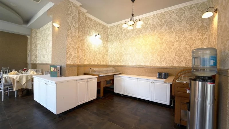 Timișoara Cazare | Hotel*** (K0912-5) Imaginea poate fi supusă drepturilor de autor. Se recomandă contactarea titularului drepturilor.