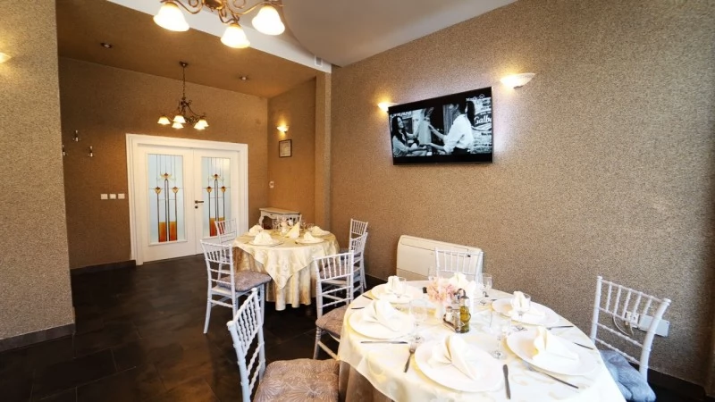 Timișoara Cazare | Hotel*** (K0912-6) Imaginea poate fi supusă drepturilor de autor. Se recomandă contactarea titularului drepturilor.