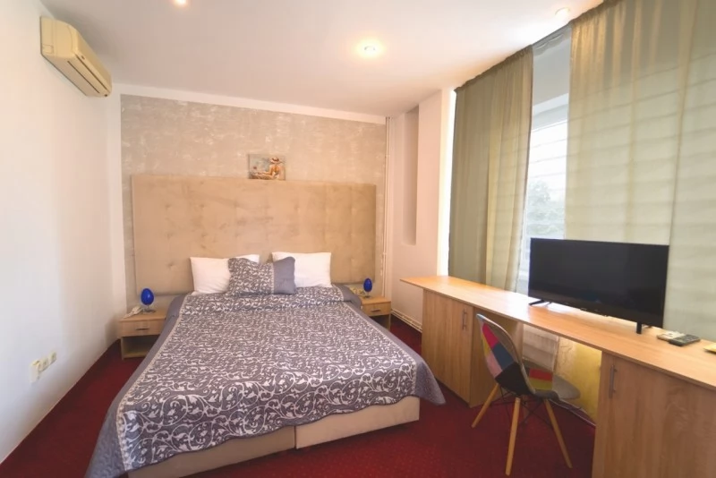 Timișoara Cazare | Hotel*** (K0912-34) Imaginea poate fi supusă drepturilor de autor. Se recomandă contactarea titularului drepturilor.