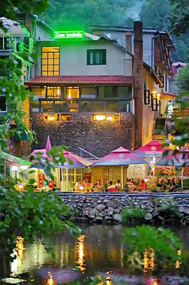 Szállás Băile Herculane - Casa Dimitrios *** | Herkulesfürdő - Casa Dimitrios Panzió ***. A kép szerzői jogvédelem alatt állhat. Javasolt a kapcsolatfelvétel a jog tulajdonossal.