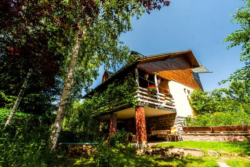 Pasul Bucin Cazare | Cabană (K0494-1) Imaginea poate fi supusă drepturilor de autor. Se recomandă contactarea titularului drepturilor.