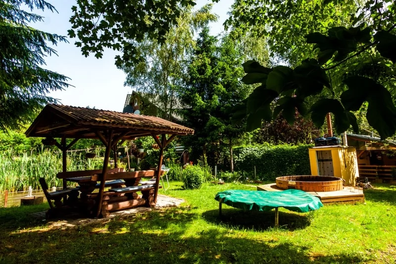 Pasul Bucin Cazare | Cabană (K0494-43) Imaginea poate fi supusă drepturilor de autor. Se recomandă contactarea titularului drepturilor.