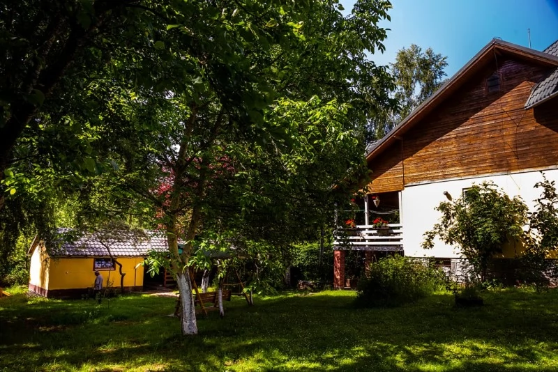 Pasul Bucin Cazare | Cabană (K0494-64) Imaginea poate fi supusă drepturilor de autor. Se recomandă contactarea titularului drepturilor.