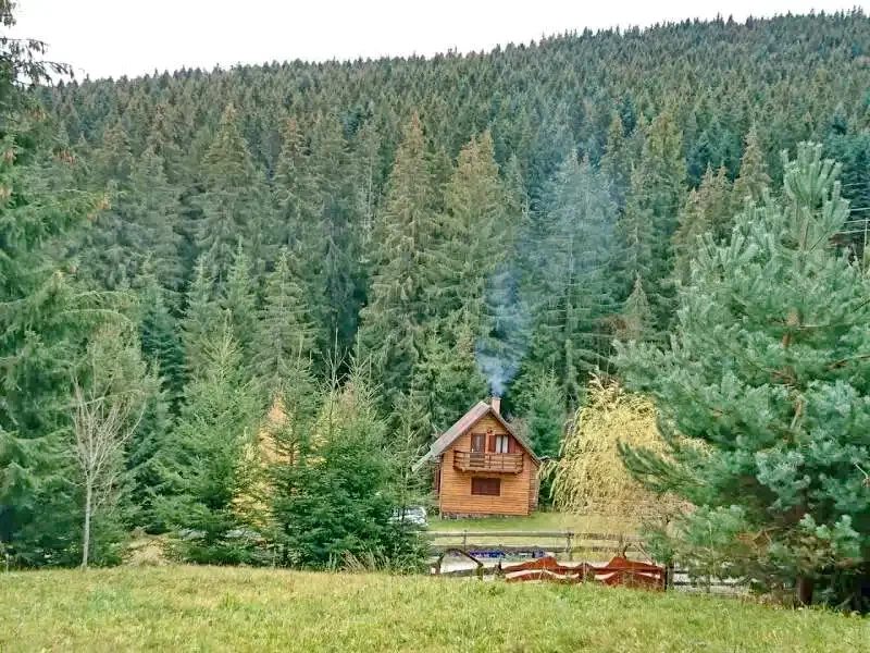 Bucsin-tető Szállás | Vendégház (K1275-36) A kép szerzői jogvédelem alatt állhat. Javasolt a kapcsolatfelvétel a jog tulajdonossal.
