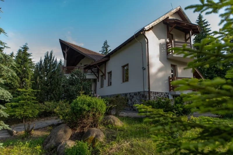 Pasul Bucin Cazare | Casă de oaspeți (K1502-30) Imaginea poate fi supusă drepturilor de autor. Se recomandă contactarea titularului drepturilor.