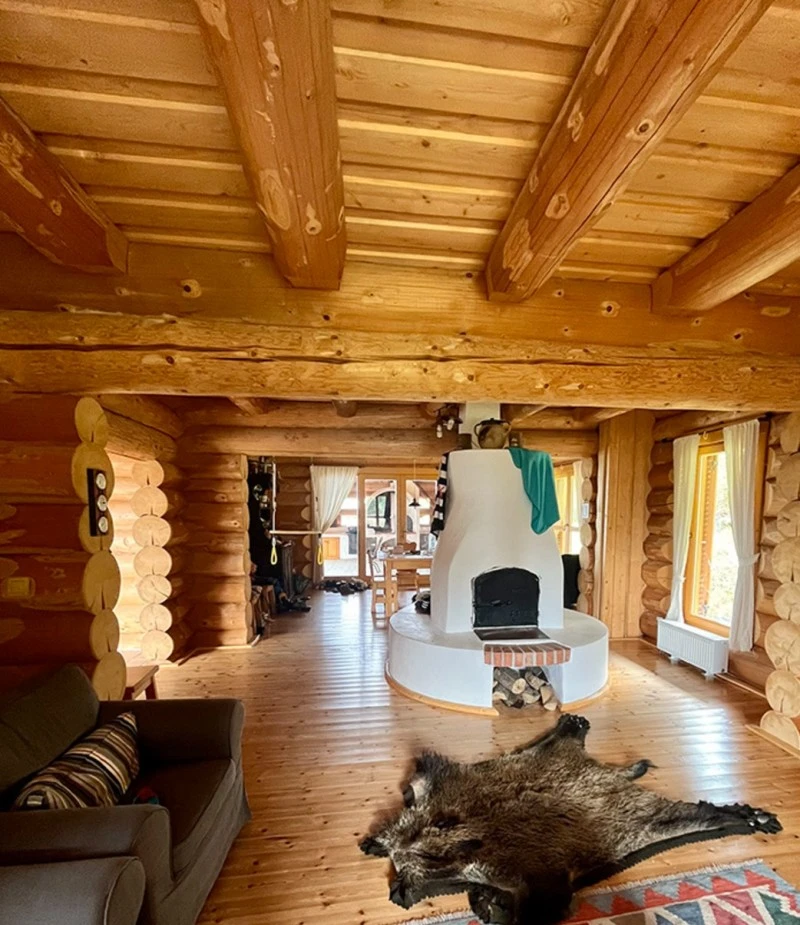 Bucsin-tető Szállás | Kulcsosház (K1518-4) A kép szerzői jogvédelem alatt állhat. Javasolt a kapcsolatfelvétel a jog tulajdonossal.