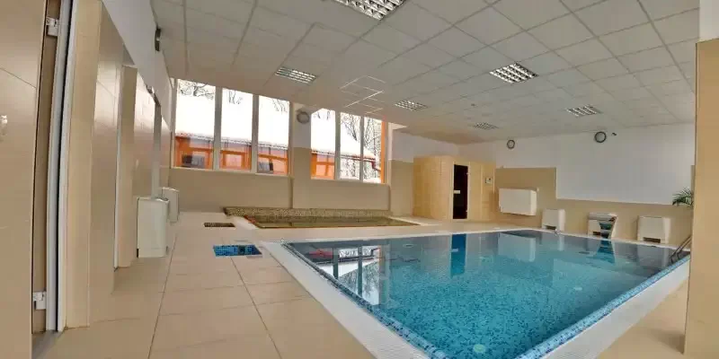 Cazare Ocna Șugatag - Popasul din Deal*** | Aknasugatag - Domboldali Pihenő***. Imaginea poate fi supusă drepturilor de autor. Se recomandă contactarea titularului drepturilor.
