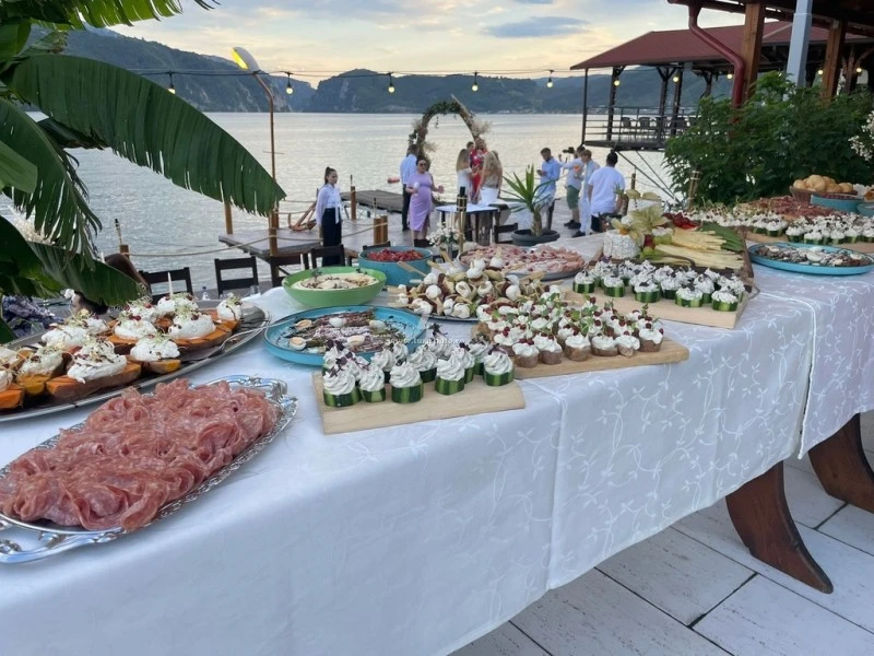 Orșova Cazare | Pensiune (K1606-3) Imaginea poate fi supusă drepturilor de autor. Se recomandă contactarea titularului drepturilor.